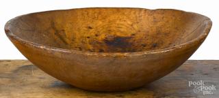 Appraisal: Turned pine bowl th c '' h '' dia