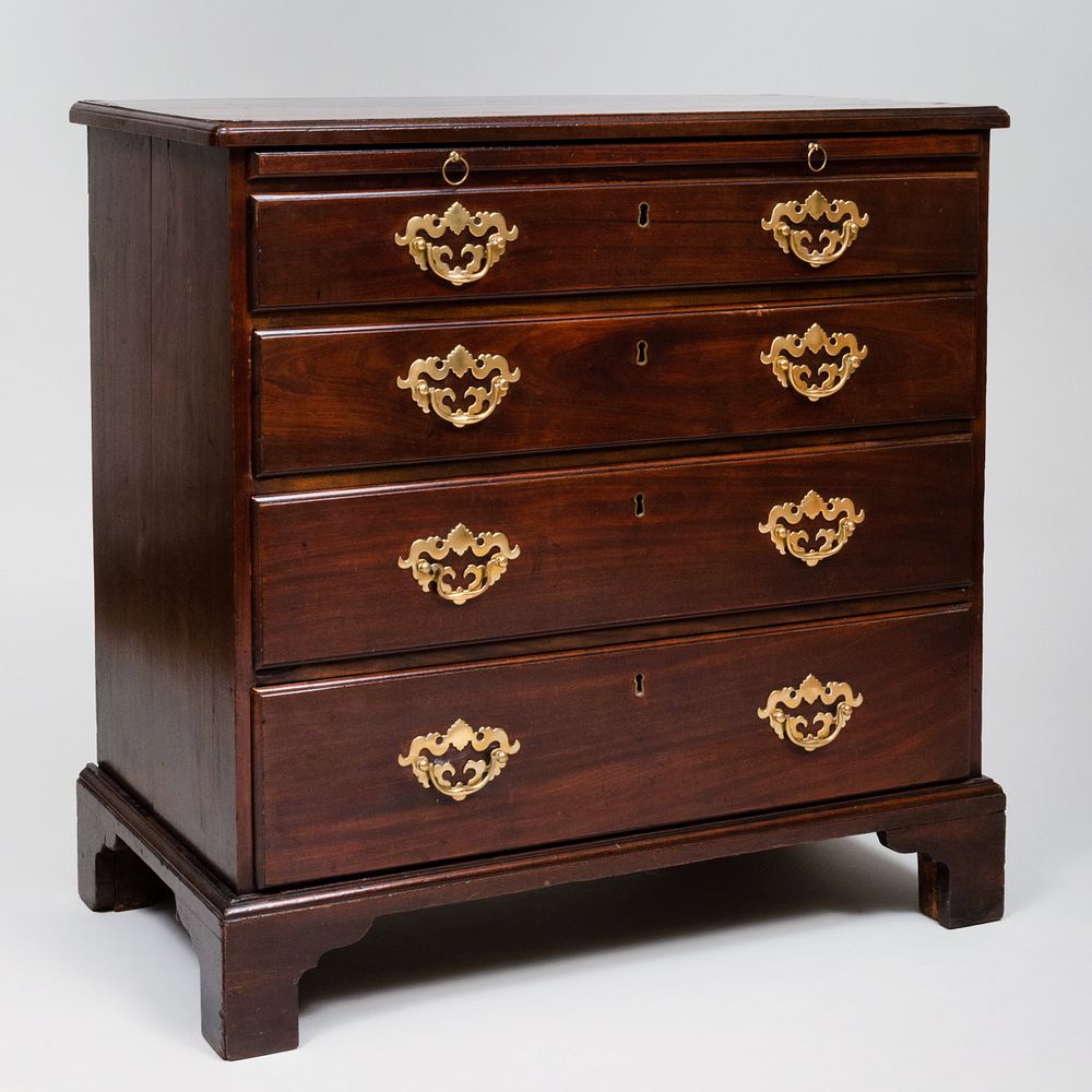 Appraisal: George III Mahogany Bachelor's Chest of Drawers Fitted with a