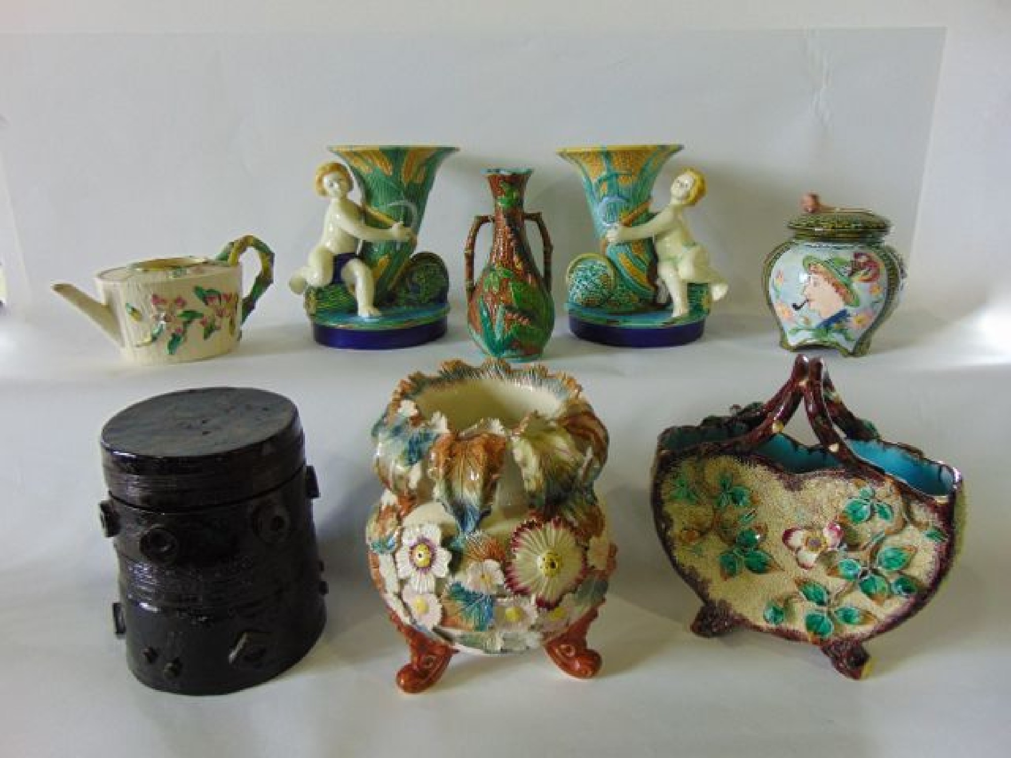 Appraisal: A quantity of th century and other majolica type wares