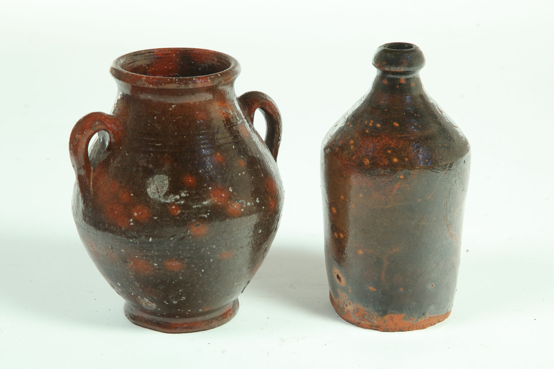 Appraisal: TWO PIECES OF AMERICAN REDWARE AND STONEWARE CROCK Nineteenth century