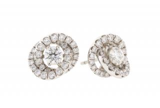 Appraisal: A PAIR OF WHITE GOLD ENDEAVOR EARRINGS A PAIR OF