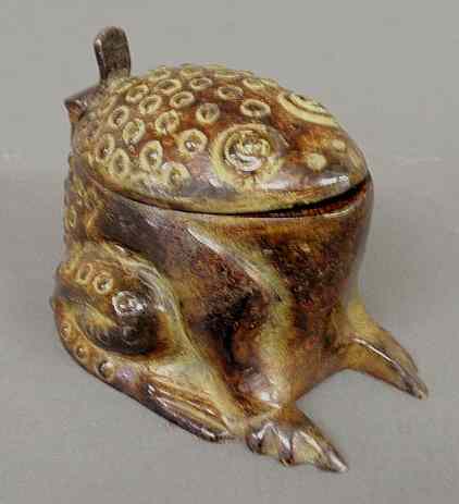 Appraisal: Unusual Art Deco bronze frog inkwell c lacking glass insert