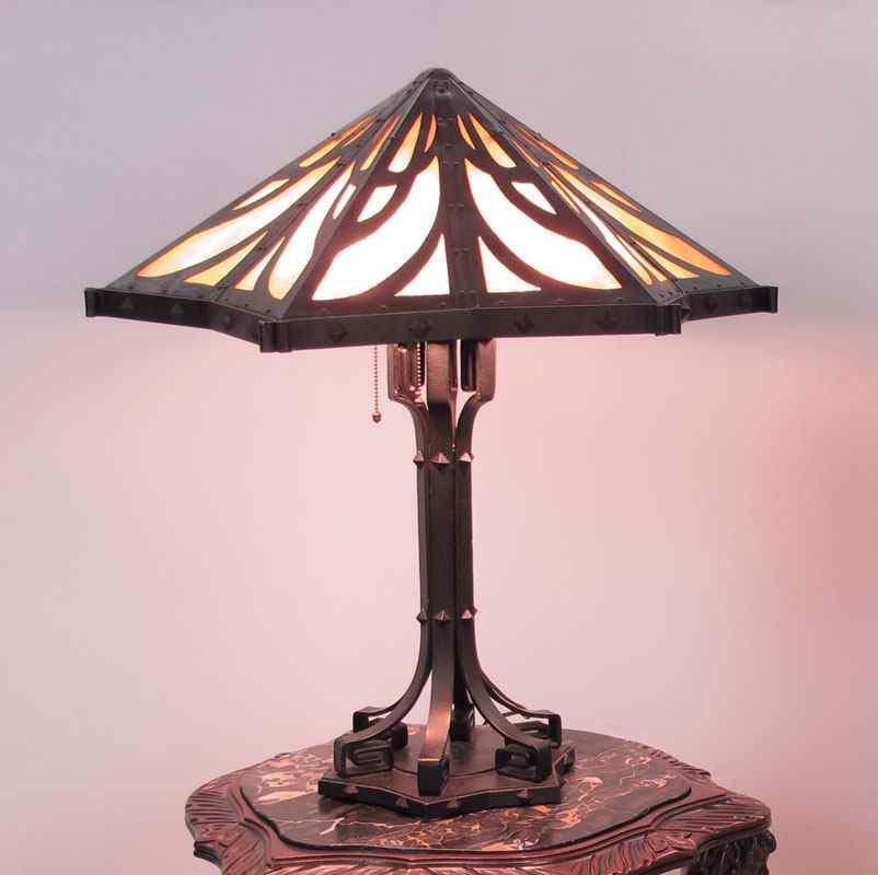 Appraisal: VINTAGE ARTS AND CRAFTS HIGH QUALITY TABLE LAMP Unusual star