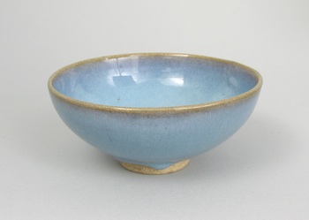 Appraisal: A Chinese Jun Yao Style Bowl A Chinese Jun Yao