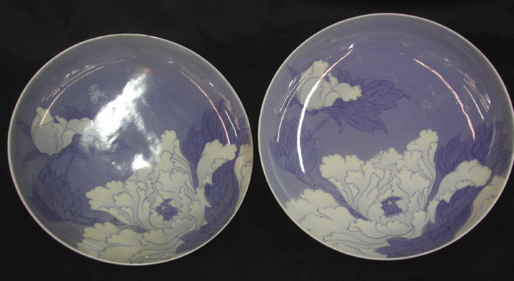 Appraisal: Pair of Japanese Blue-and-White Nabeshima Porcelain Footed Sweetmeat Bowls first