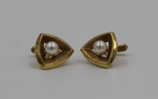 Appraisal: k Mikimoto Pearl Cuff Links k Mikimoto Pearl Cuff Links