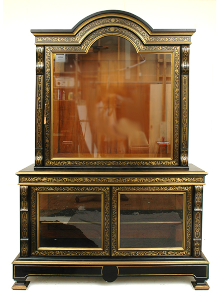 Appraisal: A FINE CUT BRASS INLAID BOULLE VITRINE Late th Early