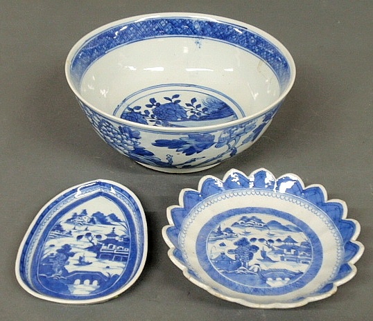 Appraisal: - Three blue and white th c Chinese porcelain serving