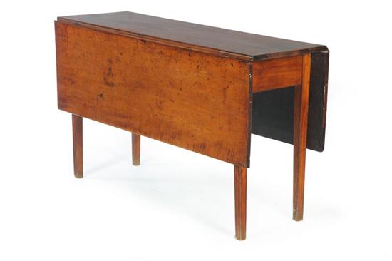 Appraisal: FEDERAL DROP LEAF TABLE New England late th century maple