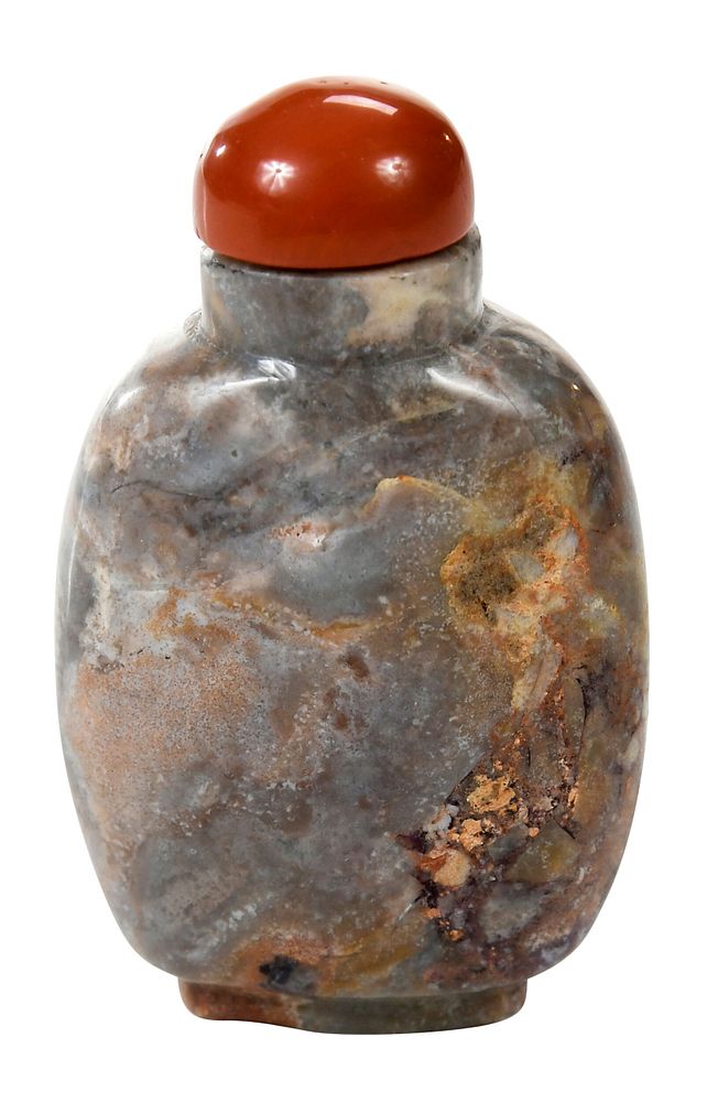 Appraisal: Agate Snuff Bottle Chinese late th early th century mottled