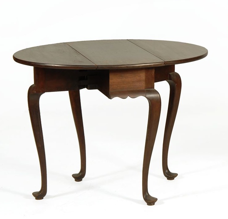 Appraisal: DIMINUTIVE BENCHMADE QUEEN ANNE-STYLE DROP-LEAF TABLE American Late th Early