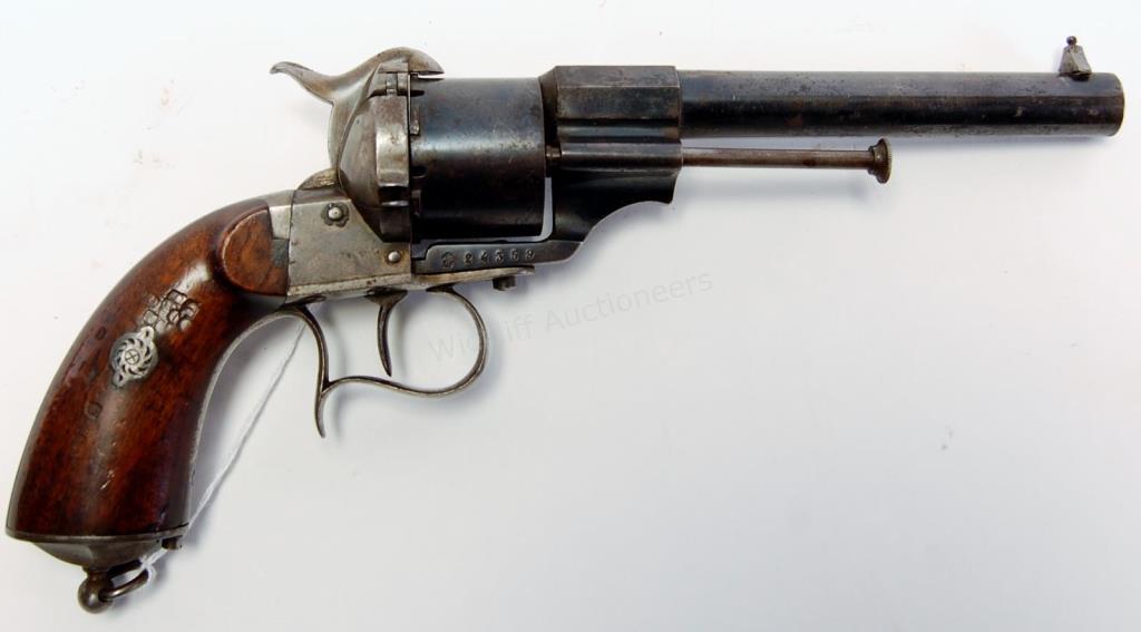 Appraisal: Lefauchaux Antique Pinfire Model Revolver-Blued part octagonal part round barrel