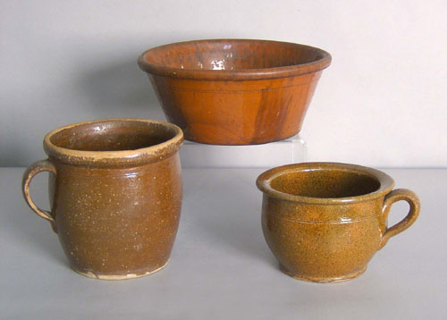 Appraisal: Redware mixing bowl h dia together with mush mugs h