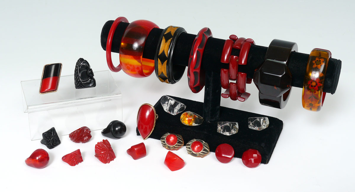 Appraisal: ESTATE RED BLACK BAKELITE JEWELRY Approx pieces to include reverse