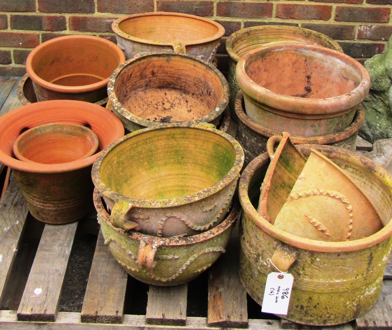 Appraisal: Sixteen various terracotta pots