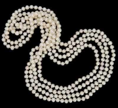 Appraisal: A Long Strand of Freshwater Cultured Pearls An attractive inch