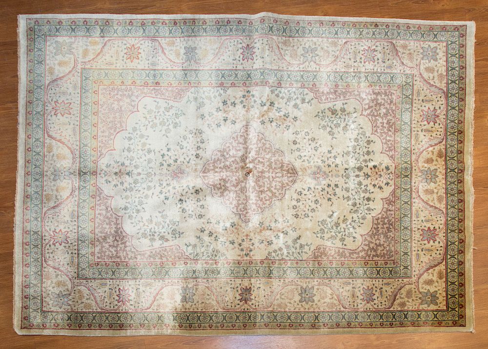 Appraisal: Turkish Sivas Rug approx X Turkey circa Condition Excellent condition