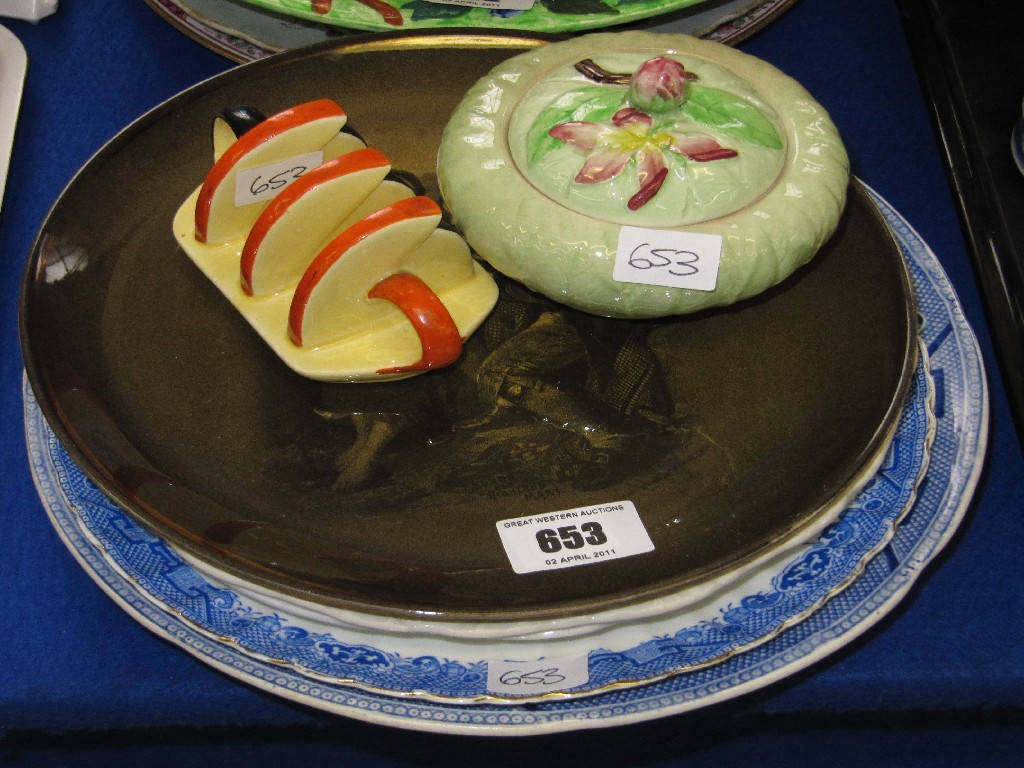 Appraisal: Lot comprising Ridgways 'Burns and Highland Mary' plate Doulton 'Autumn