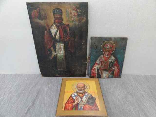 Appraisal: Vintage Wood Russian Icons is '' high x '' wide