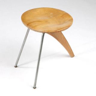 Appraisal: An Isamu Noguchi ''Rudder'' stool model IN Designed unsigned Isamu