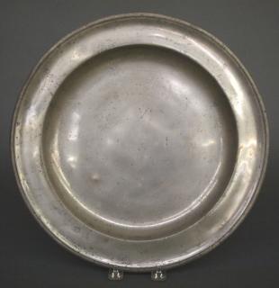 Appraisal: Gersham Jones Pewter charger A late th early th century