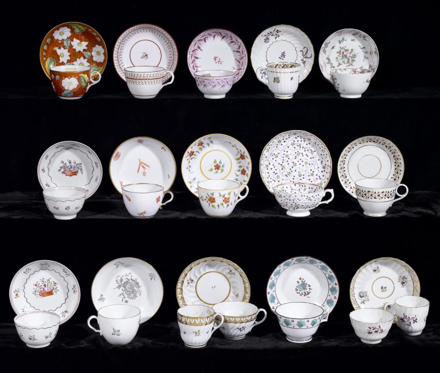 Appraisal: FIFTEEN TEA AND COFFEE CUPS AND TEA BOWLS AND SAUCERS