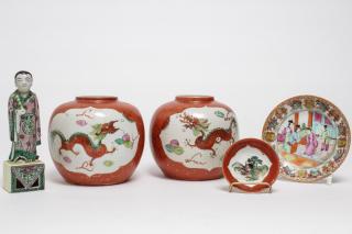 Appraisal: Chinese Export Porcelain Articles Vintage Chinese porcelain a famille rose