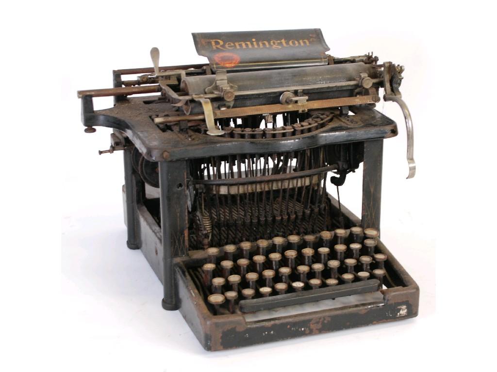 Appraisal: EARLY TWENTIETH CENTURY REMINGTON 'STANDARD' TYPEWRITER black japanned metal heightened