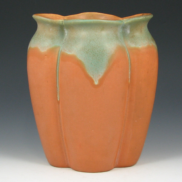 Appraisal: Muncie Matte Green Pumpkin Vase - Mint Muncie Matte Green