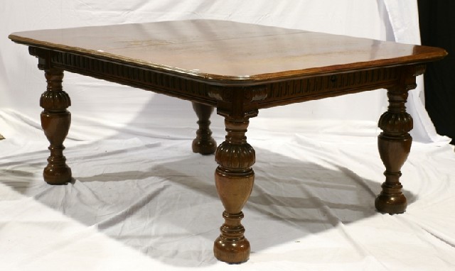 Appraisal: A Victorian oak extension table for twelve by James Shoolbred