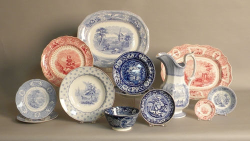 Appraisal: Thirteen pieces of transfer decorated tableware to include two large