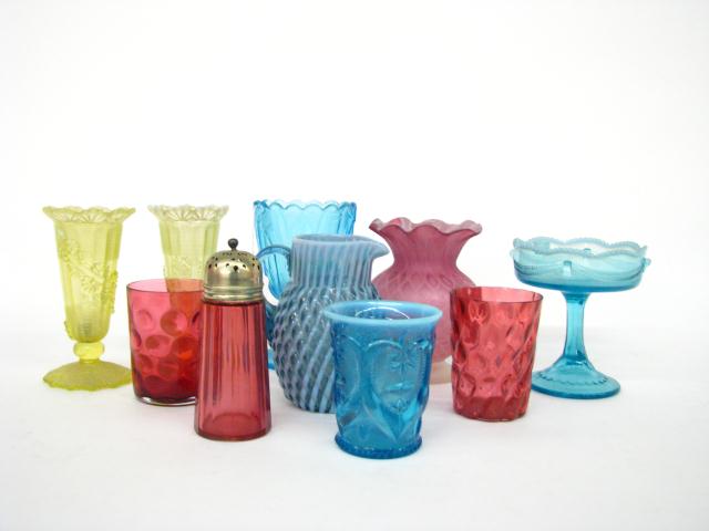 Appraisal: Group of Victorian Colored glass including pair of '' vaseline