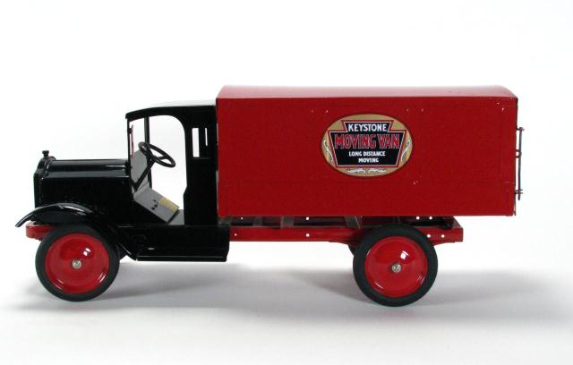 Appraisal: Vintage Keystone Toys Moving Van Packard truck with enclosed van