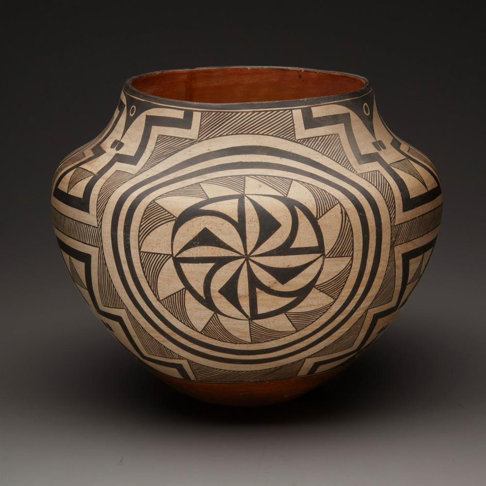 Appraisal: A large polychrome Acoma pottery olla First-quarter th Century or