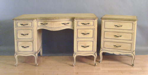 Appraisal: Assembled French bedroom suite by Drexel