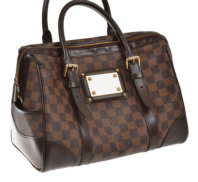 Appraisal: A BERKELEY HANDBAG BY LOUIS VUITTON Styled in Damier canvas