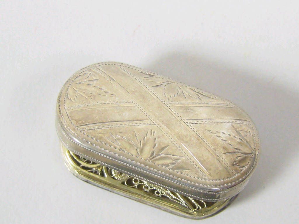 Appraisal: A George III oval Vinaigrette with leafage cross engraving initials