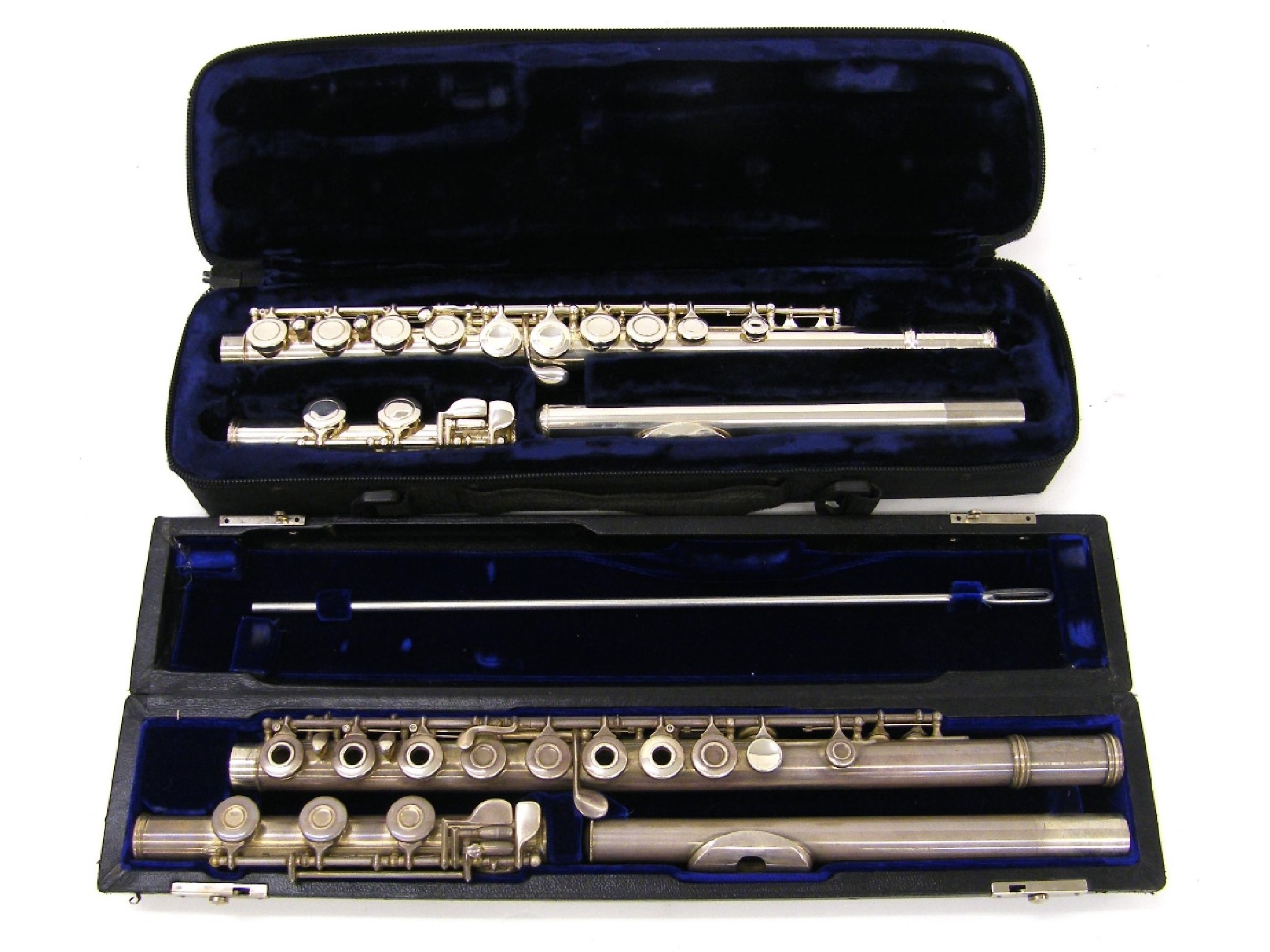 Appraisal: Trevor James TJ XI metal flute ser no case together