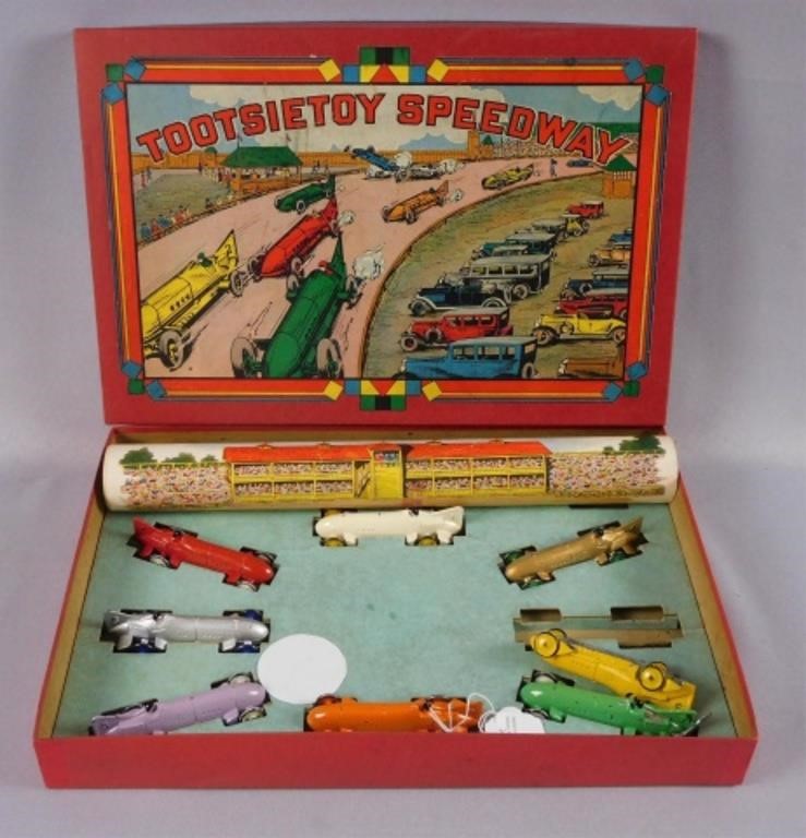 Appraisal: TOOTSIETOYS SPEEDWAY GAME MID TH C STEELracing cars long Original