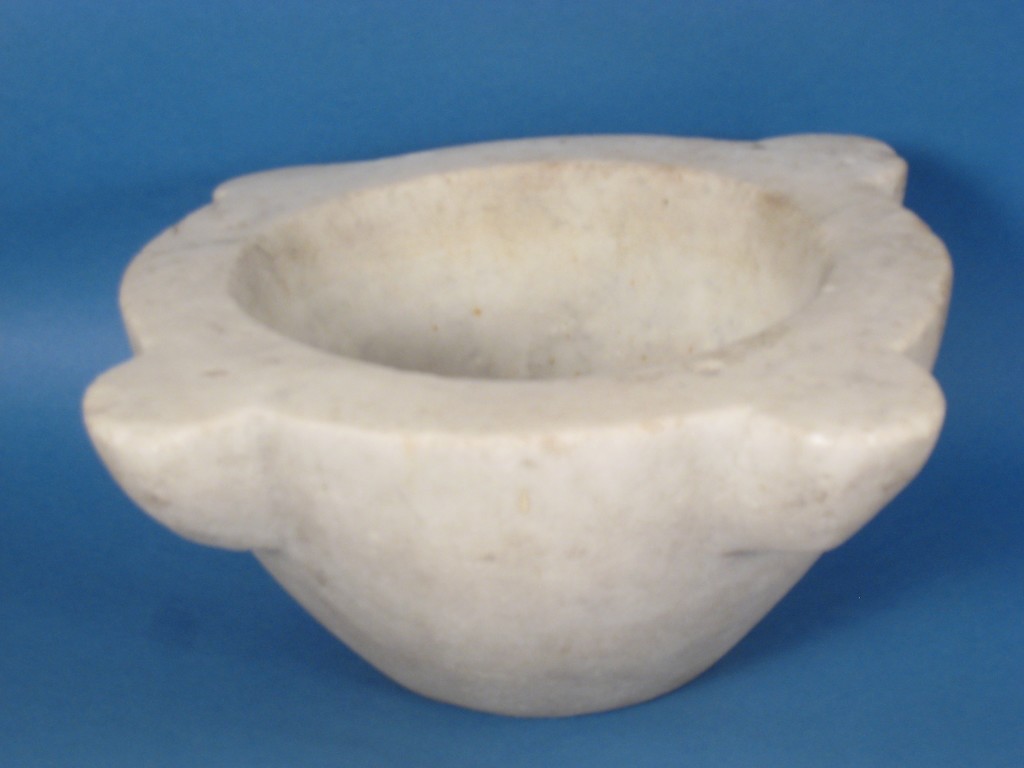 Appraisal: A white marble circular Bird Bath and a copper bound