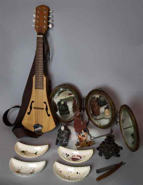 Appraisal: GROUP OF ITEMS INCLUDING MARTIN CO MANDOLIN METAL FIRE FENDER