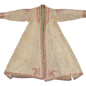 Appraisal: A Chinese Export Woven Silk Morning Robe LATE TH EARLY