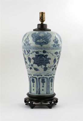 Appraisal: A large Chinese blue and white meiping vase painted in