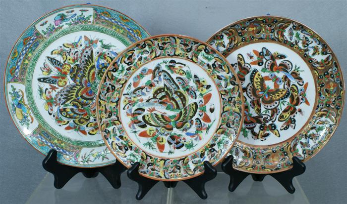 Appraisal: Three assorted Chinese Thousand Butterfly patterned plates the largest measures