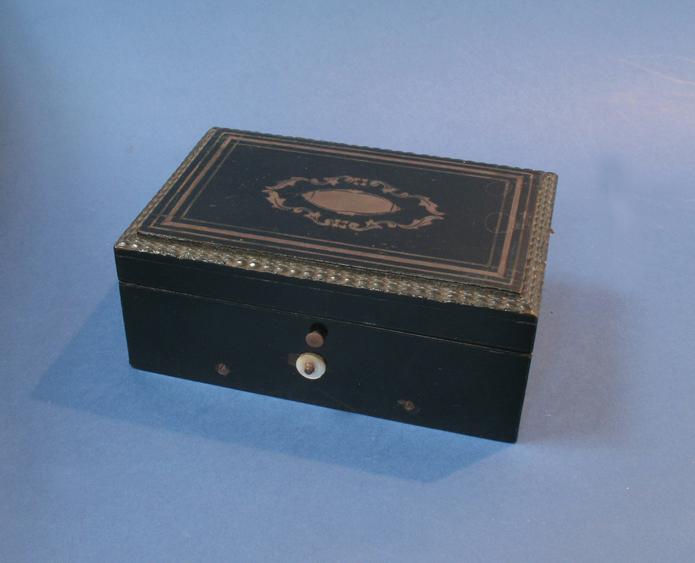 Appraisal: A TH CENTURY SWISS EBONISED MINIATURE CYLINDER MUSIC BOX the