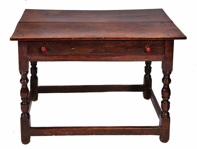 Appraisal: A TH CENTURY RECTANGULAR OAK SIDE TABLE a frieze drawer