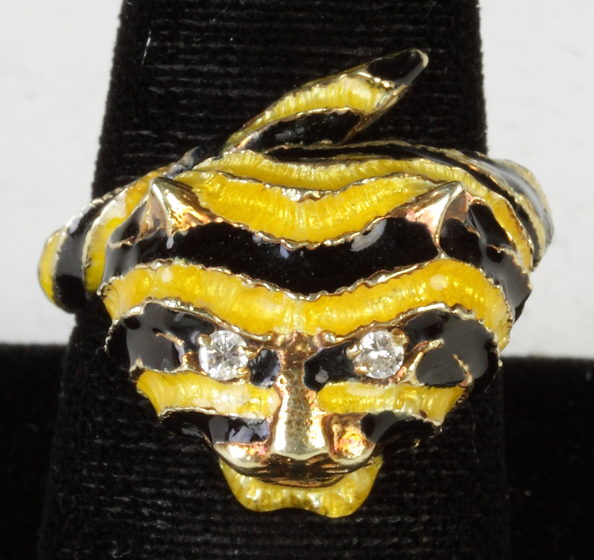 Appraisal: K Gold Ring w Enameled Tiger Diamond Eyes