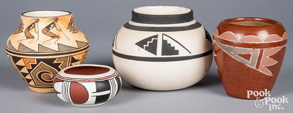 Appraisal: Group of assorted Native American Indian pottery Group of assorted