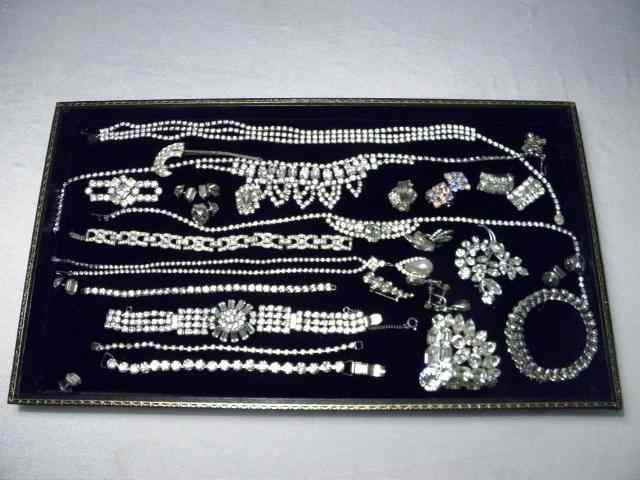 Appraisal: Vintage rhinestone costume jewelry group Includes various Weiss pieces and