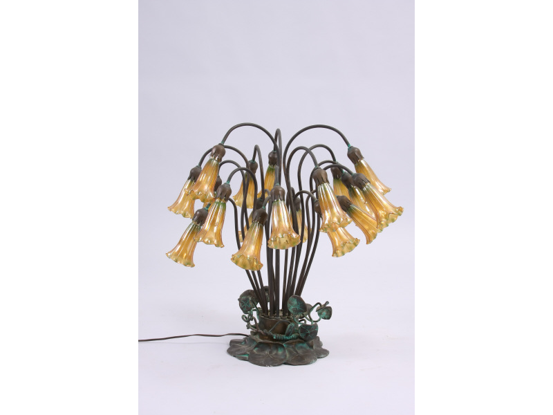 Appraisal: Tiffany Style Lily Lamp mid th c with eighteen copper